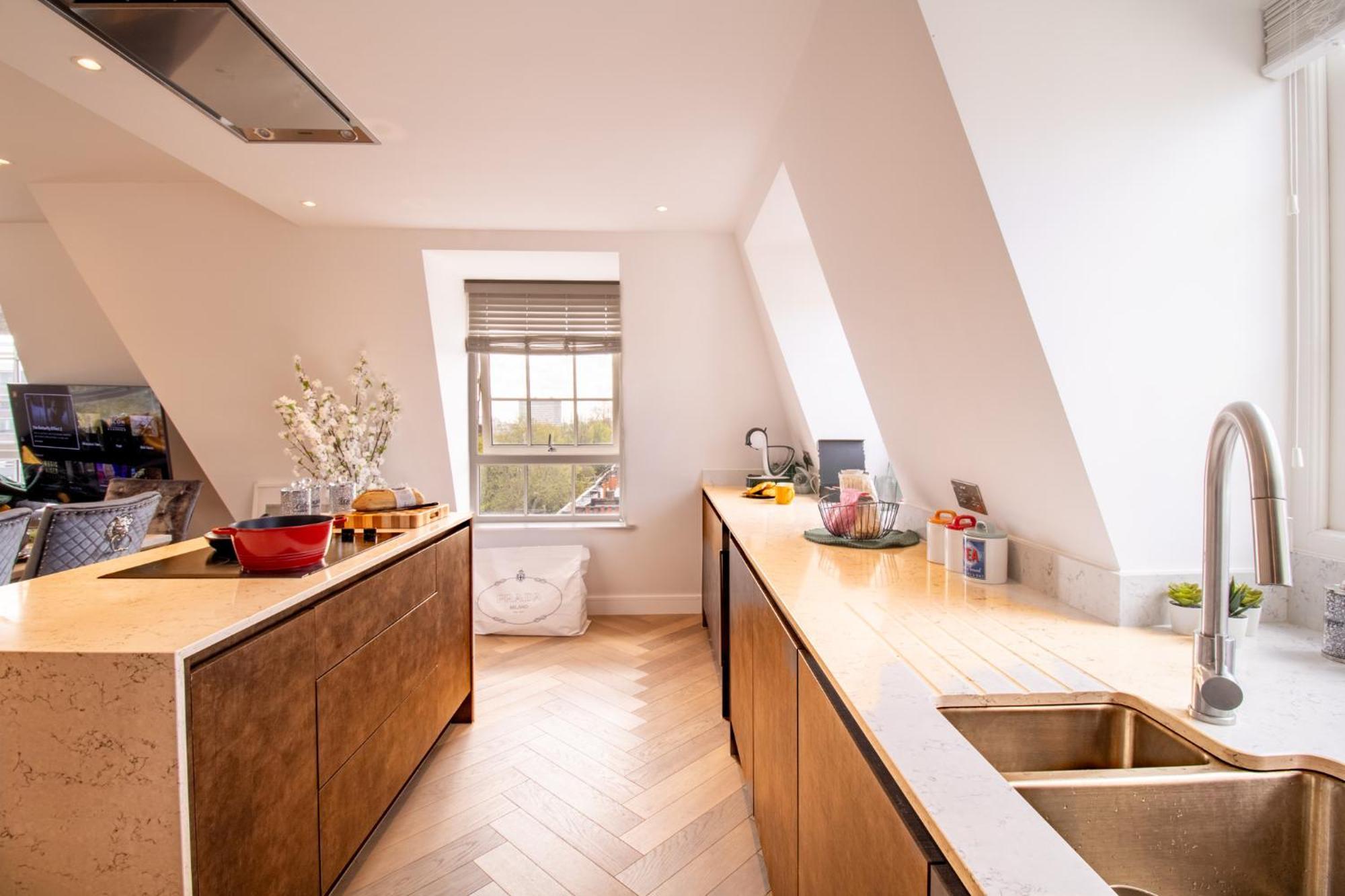 Elegant 3-Bedroom Penthouse In Marble Arch 70 ロンドン エクステリア 写真